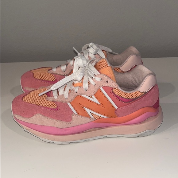 New Balance Women's 57/40 Pink and Orange Sneakers - Picture 4 of 7